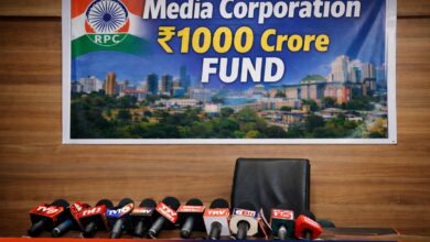 Journalists covering political meeting related to RPC media corporation proposal